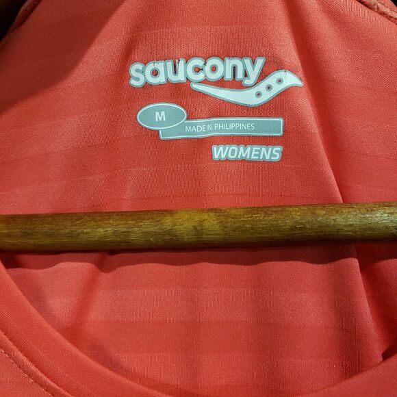 Saucony Womens RunDry Bright Pink Coral Striped Running Shirt Reflective M - Picture 7 of 9